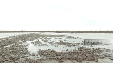 Dam collapses in Bala Kura delta in Azerbaijan's Neftchala