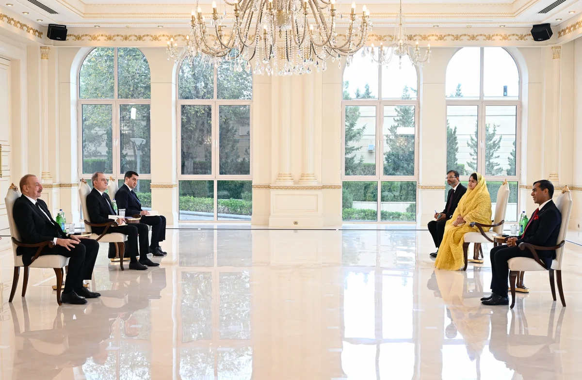 Prezident Banqladeşin Azərbaycandakı yeni səfirinin etimadnaməsini qəbul edib - YENİLƏNİB