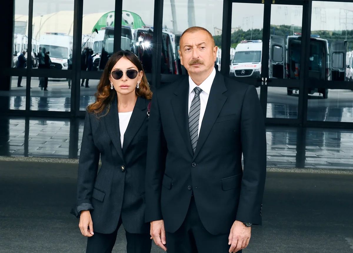 Ilham Aliyev, Mehriban Aliyeva express condolences to Patriarch of Moscow and All Russia