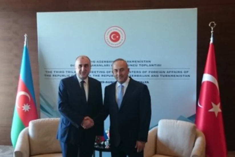Elmar Məmmədyarov Mövlud Çavuşoğluya başsağlığı verib