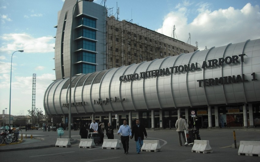 Qatar Airwaysin Qahirə hava limanındakı ofisləri bağlanıb, əməkdaşlarının vəsiqələri geri alınıb