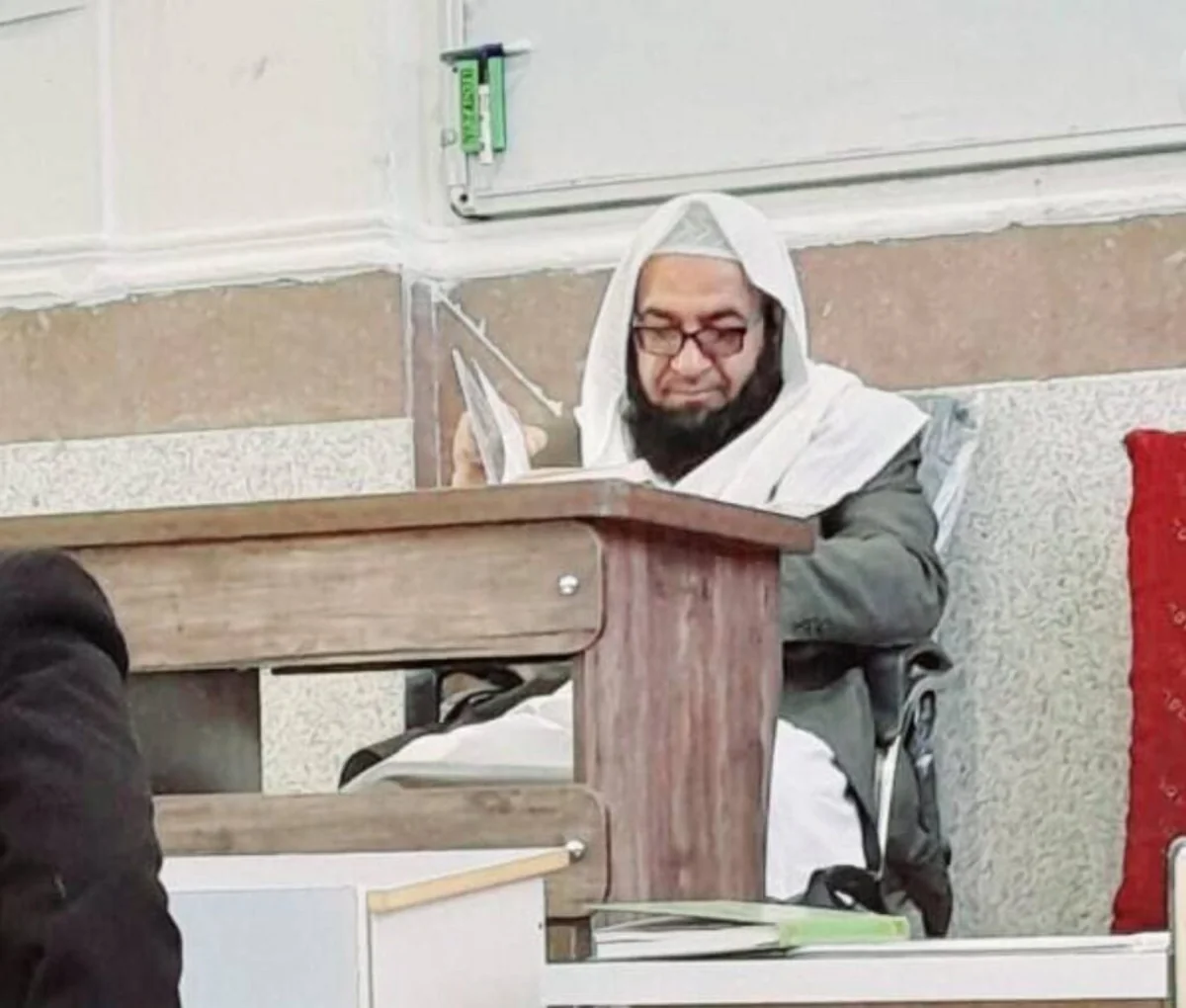 İranda 3 din alimi həbs olunub