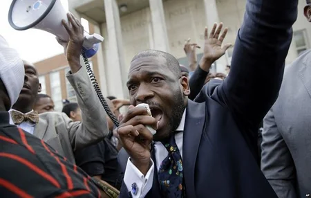 Baltimore police custody death protests grow