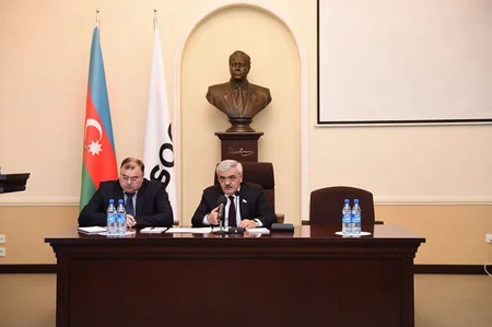 ​В честь погибших нефтяников воздвигнут памятник