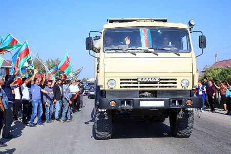 Cəbhəboyu zonada tədbirlər sakinlərin ruh yüksəkliyi ilə qarşılanır