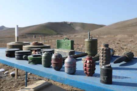 Horadiz-Ağbənd avtomobil yolunda aşkarlanan minalar zərərsizləşdirilib