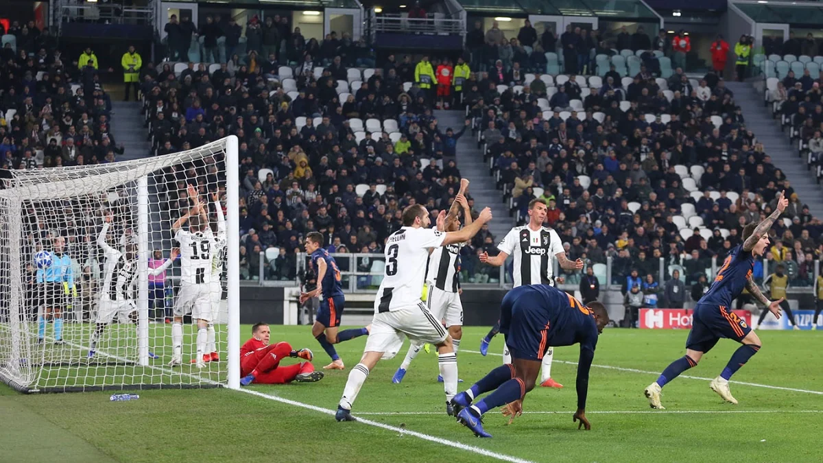 Futbolda yeni qaydalar təsdiqlənərək, izah olundu
