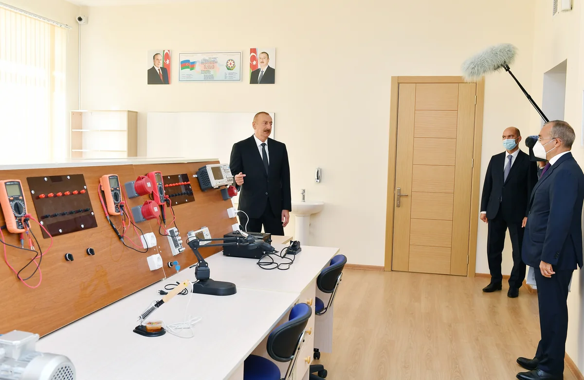 President inaugurates Vocational Education Center at Sumgayit Chemical Industry Park