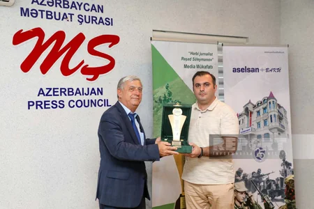 Reportun əməkdaşı hərbi sahədə səmərəli fəaliyyətinə görə mükafatlandırılıb
