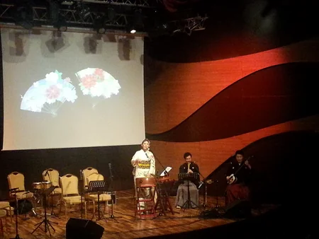 Yaponiyanın “VA-LİQA” musiqi qrupu Bakıda konsert proqramı ilə çıxış edib
