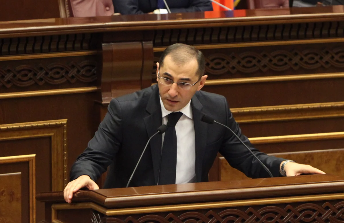 Госдолг Армении растет