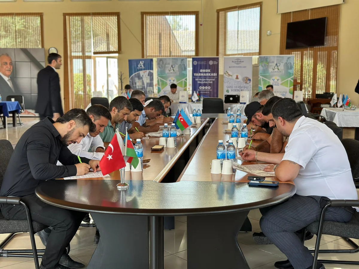 İmişlidə əmək yarmarkası keçirilib