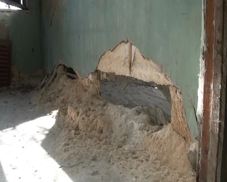 Ucarda kənd xəstəxanası qəzalı vəziyyətdədir, hər an uça bilər