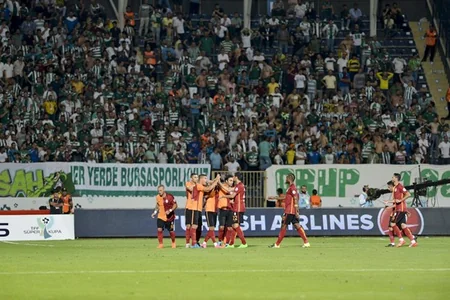 Qalatasaray 4-cü dəfə Türkiyə Super Kubokunun sahibi oldu - FOTO