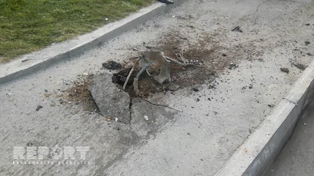 Paytaxtın Xətai rayonunda yol qəzası baş verib - FOTO