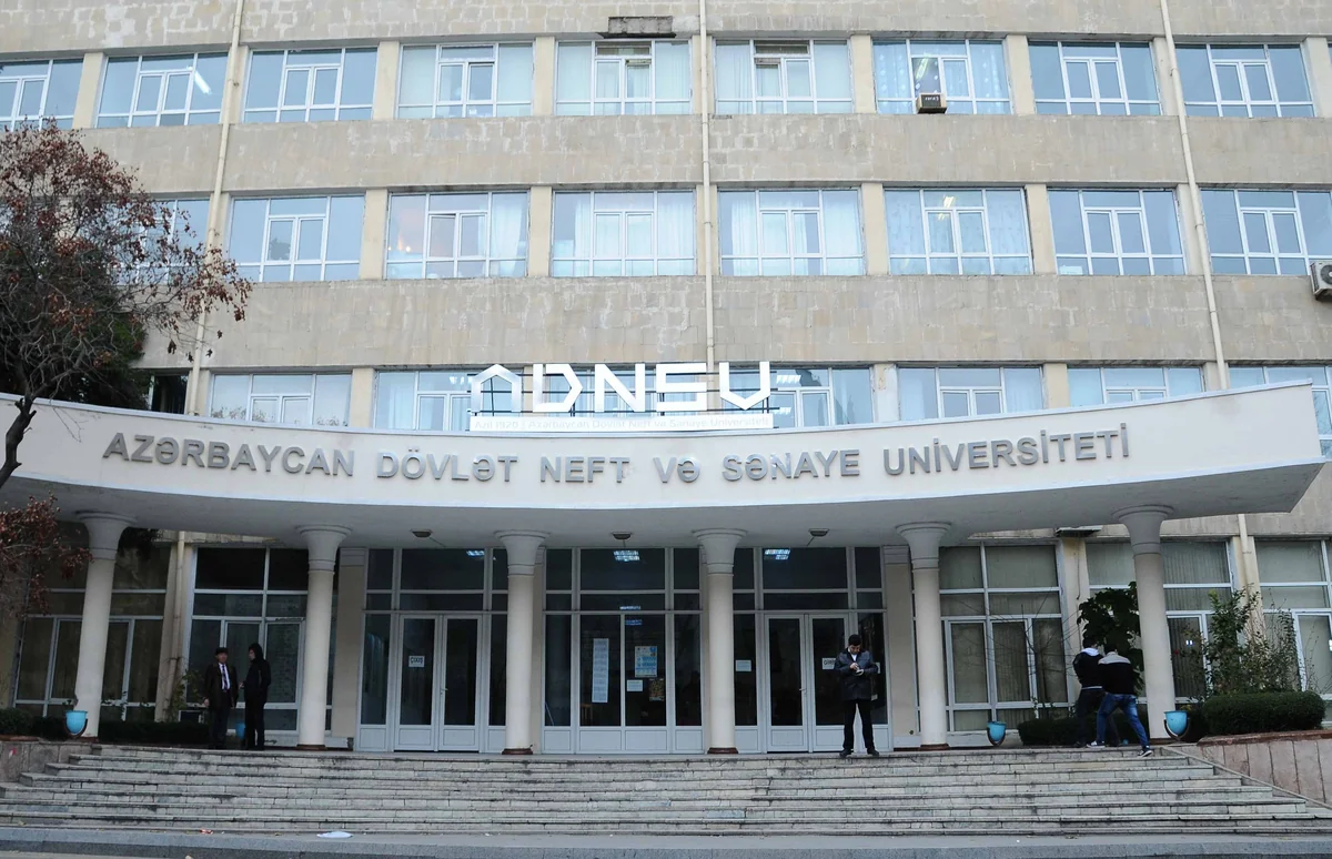 ADNSU tələbənin “ağıllı çanta”nı öz ixtirası kimi təqdim etməsi xəbərlərinə münasibət bildirib