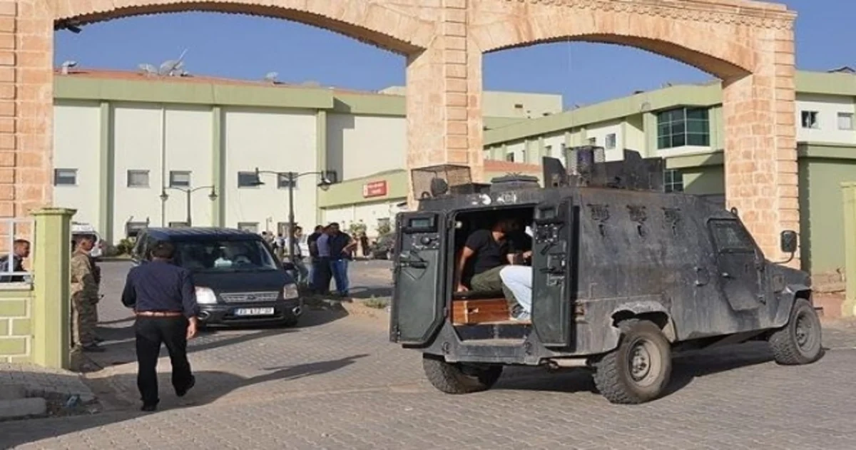 Powerful blast leaves at least 11 injured in Van - VIDEO