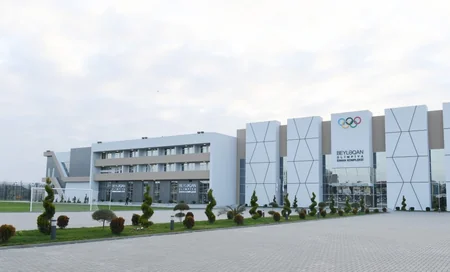 Prezident Beyləqan Olimpiya İdman Kompleksinin açılışında iştirak edib