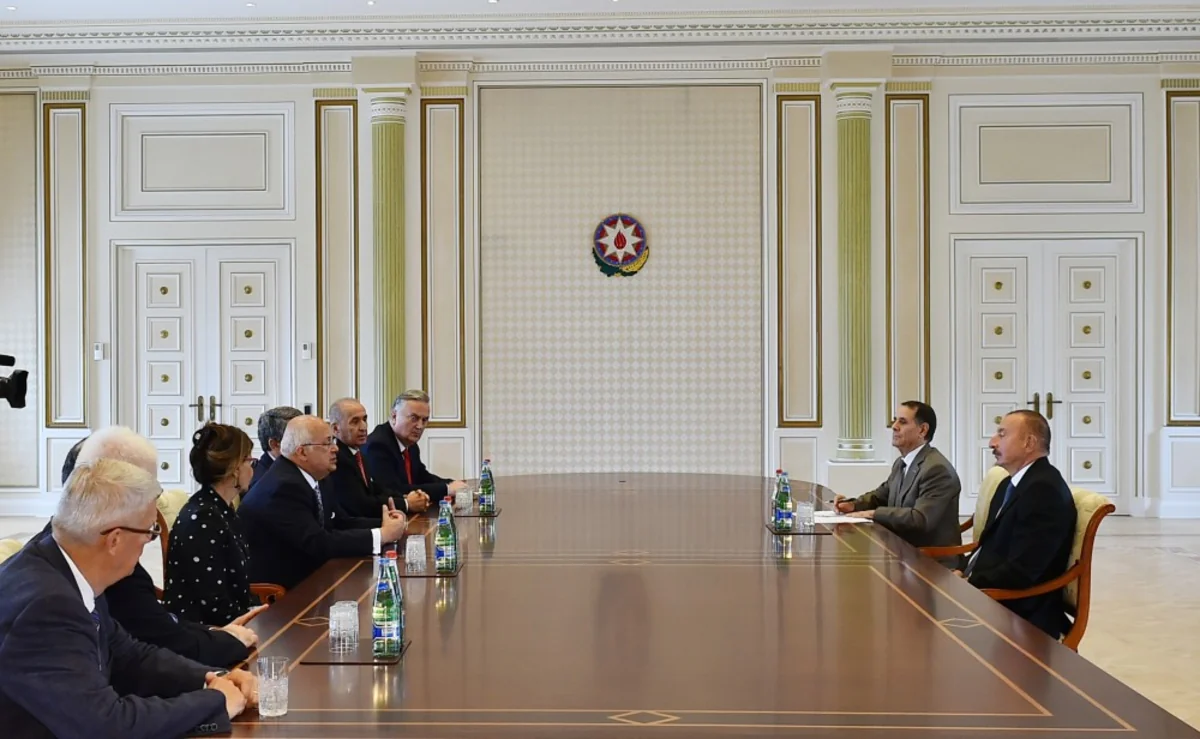 Prezident İlham Əliyev Qlobal Gənc Liderlər Forumunda iştirak edən sabiq dövlət və hökumət başçılarını qəbul edib - YENİLƏNİB