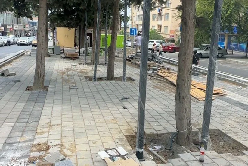 Bakıda qanunsuz quraşdırılan metal konstruksiyalar sökülüb