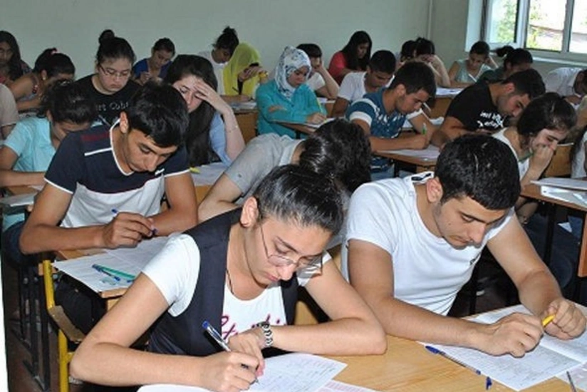 Azerbaijani students will be given education certificate under new rules