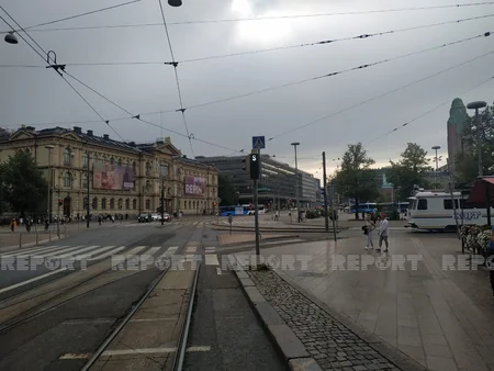 Neftçinin Finlandiyadakı HİKkəsi, tanımadığımız Helsinkidə tanıdığımız Aleksandrın abidəsi