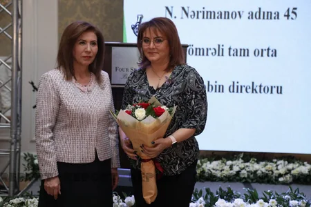 Dövlət Komitəsi qadınları təbrik edib