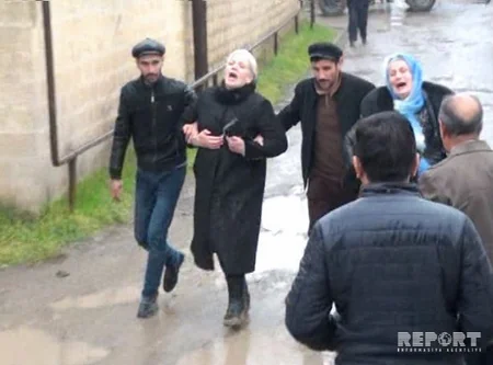 Salyanda 3 il əvvəl öldürülən qadın və 4 qızının meyiti basdırıldığı yerdən çıxarılıb