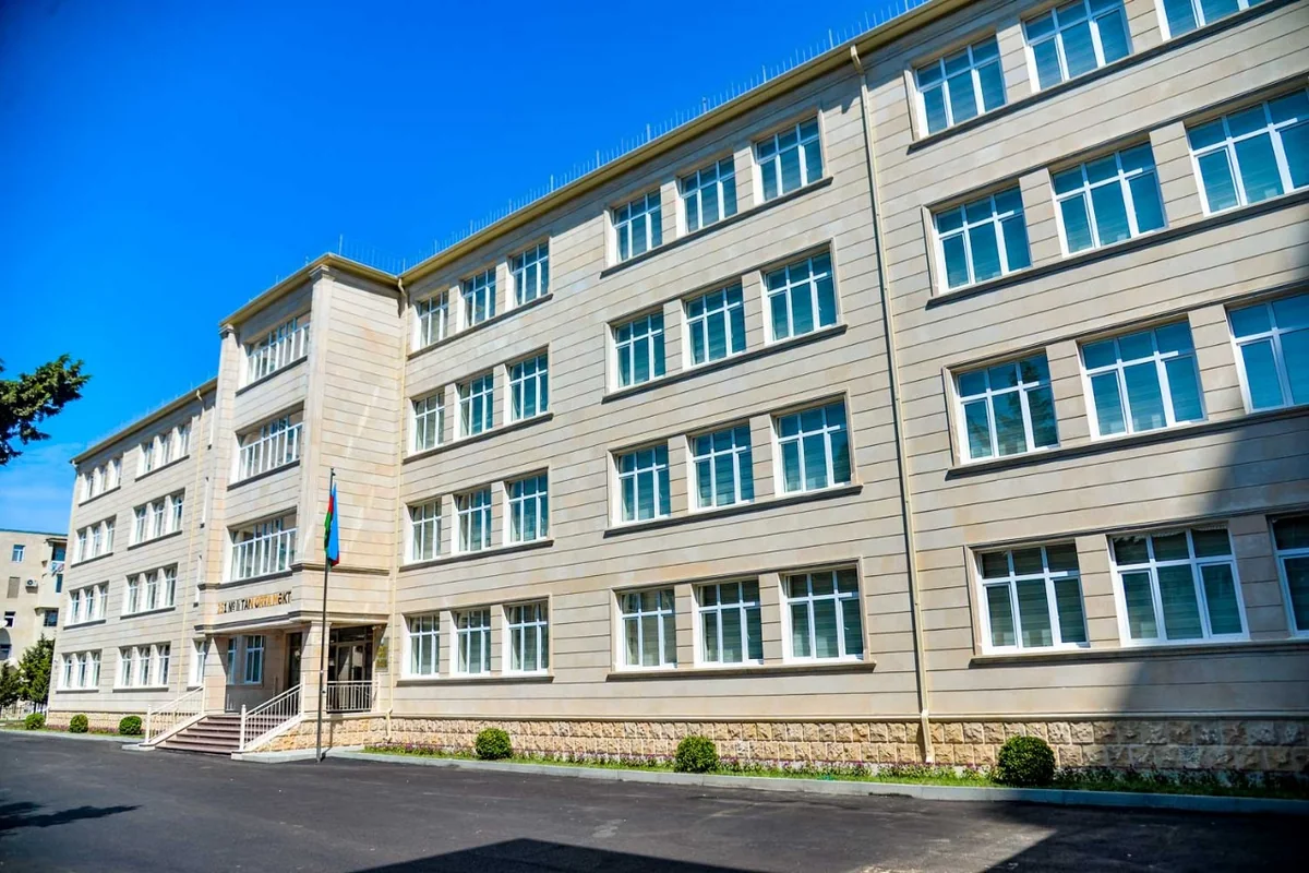 Nazir tədrisin müddətinin artırılmasını təklif edir