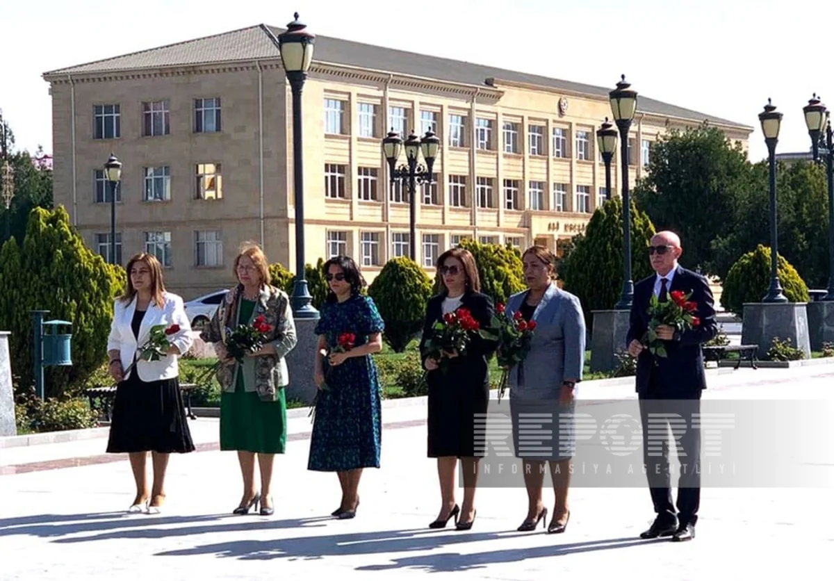 В Нахчыване проходит конференция, посвященная 100-летию со дня рождения Зарифы Алиевой