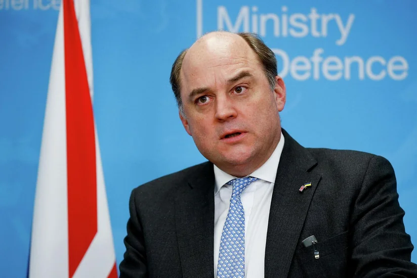 Nazir: Müharibədən sonra ukraynalı hərbçilər britaniyalı əsgərlərə təlim keçə bilər