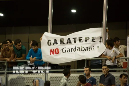 Qəbələ - Dinamo matçında Borçalı Azərbaycanındır! pankartı açılıb - FOTO