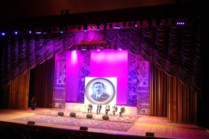 Heydər Əliyev Sarayında Əliağa Vahidin doğum günü münasibətilə konsert proqramı keçirilib