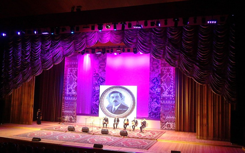 Heydər Əliyev Sarayında Əliağa Vahidin doğum günü münasibətilə konsert proqramı keçirilib