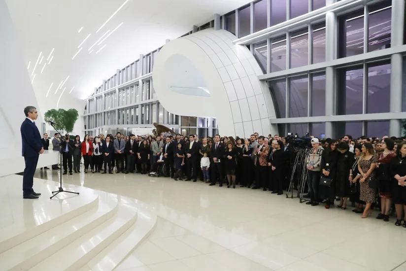 Heydər Əliyev Mərkəzində rus avanqard rəssamlarının nadir əsərlərindən ibarət sərgi açılıb