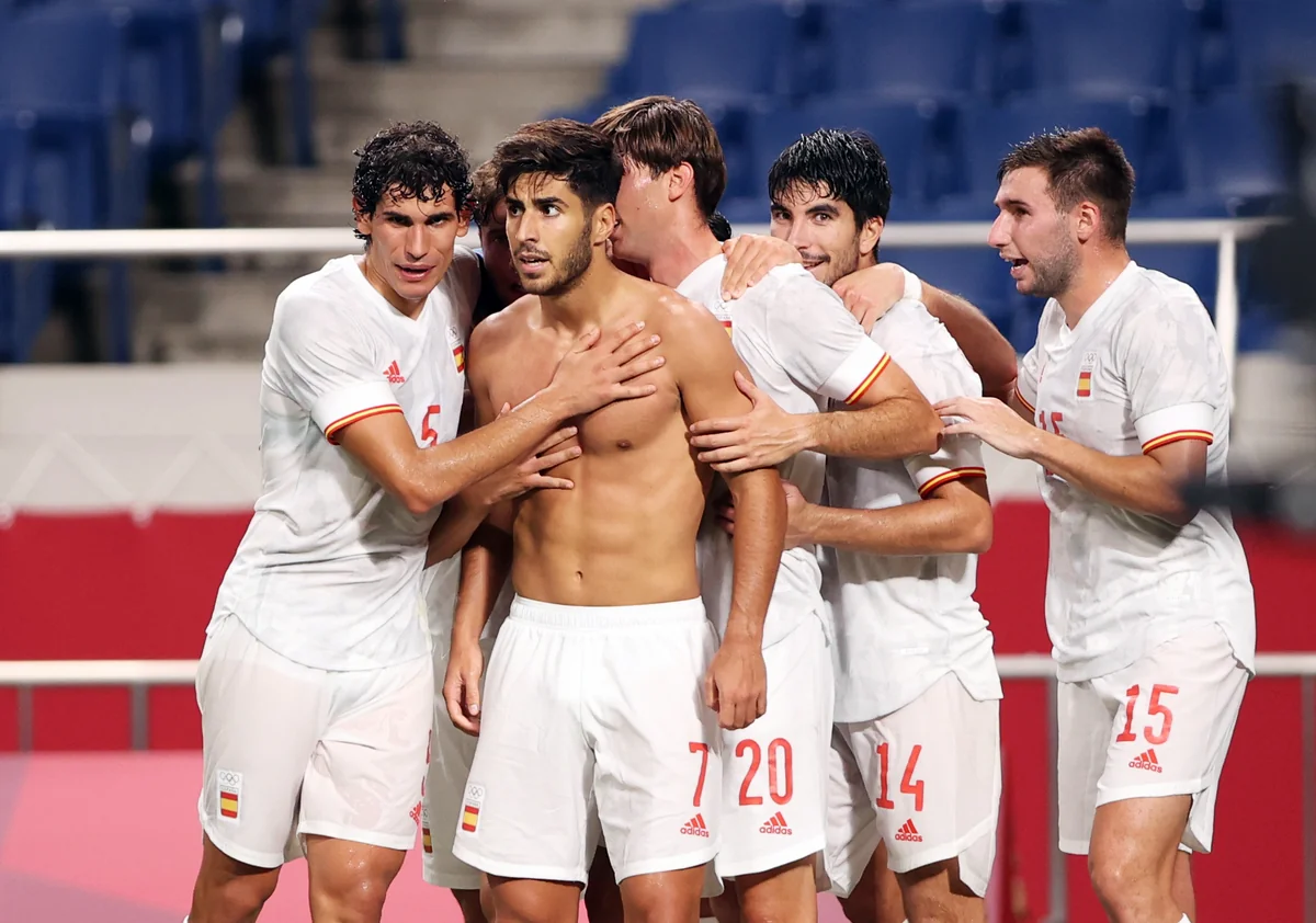 Tokio-2020: Futbol yarışında finalçılar bəlli olub