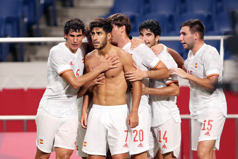 Tokio-2020: Futbol yarışında finalçılar bəlli olub