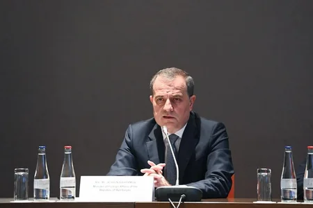 Azerbaijani FM Bayramov attends round table as part of his Slovakia visit