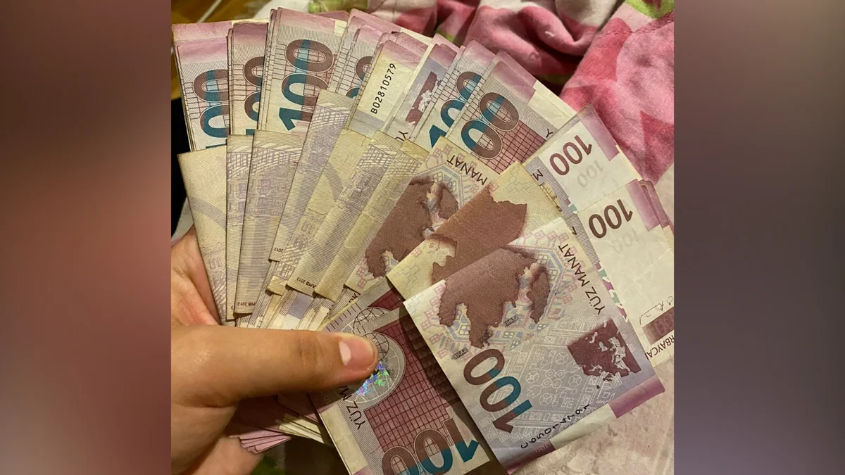Ahıl vətəndaşları aldadaraq pullarını ələ keçirməkdə şübhəli bilinən qadın saxlanılıb