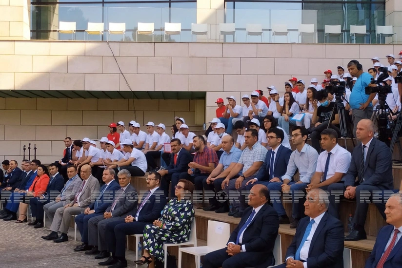 Respublika fənn olimpiadalarının qalibləri mükafatlandırılıb