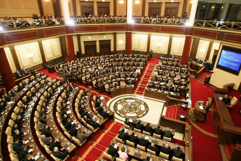 Qazaxıstan parlamentinin rəsmisi: Valideynlərim tez-tez bizə tarixi vətənimiz Azərbaycan haqqında danışardı - MÜSAHİBƏ