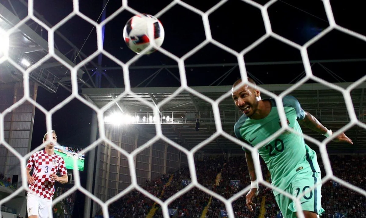 Avropa çempionu Rikardu Kuarejma Bakıya gəlib