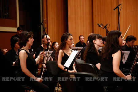 Tbilisidə azərbaycanlı dirijorun rəhbərliyi ilə konsert keçirilib