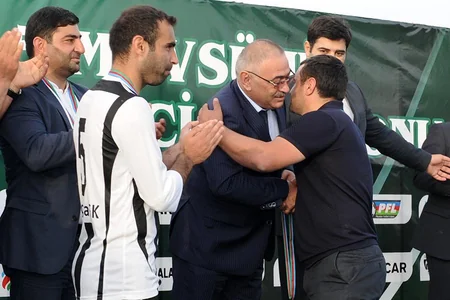 ​Futbol üzrə I Divizionun qalibi mükafatlandırılıb