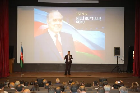 Xəzər rayonunda Milli Qurtuluş Günü münasibəti ilə tədbir keçirilib