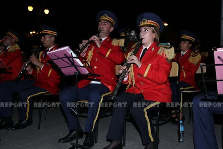 Bakıda hərbi orkestrlərin çıxışları maraqla qarşılanıb