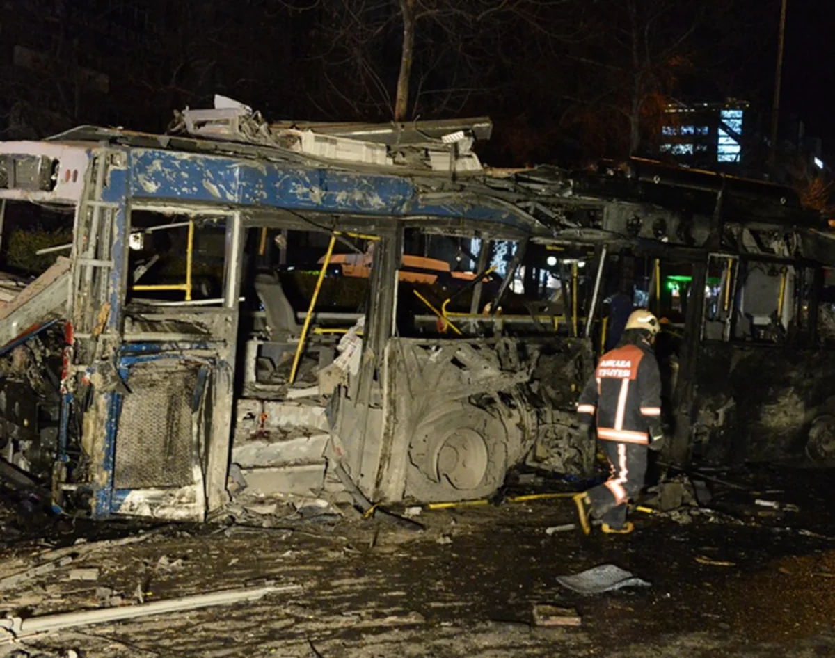 Теракт в Анкаре: число погибших возросло до 34 человек - ФОТО - ОБНОВЛЕНО - 5
