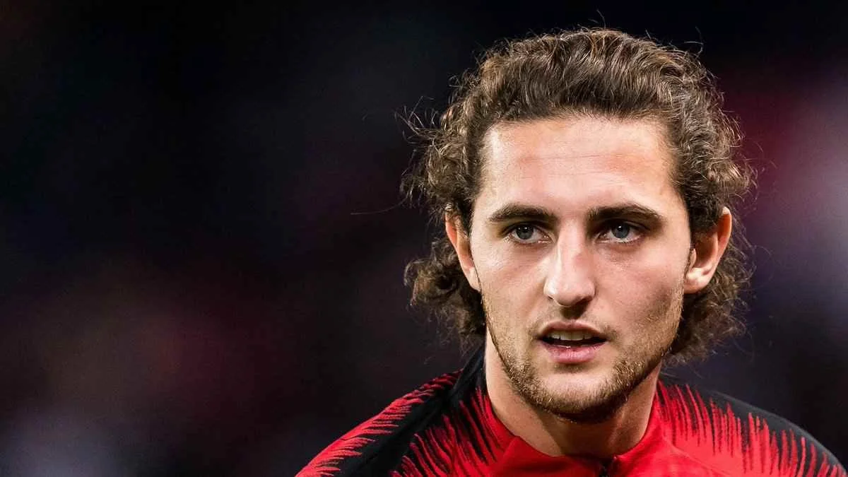 Mançester Siti və Barselona Yuventusun futbolçusunu istəyir