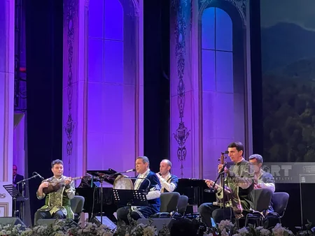 Batumidə Heydər Əliyevin 100 illik yubileyi münasibətilə konsert proqramı təqdim edilib