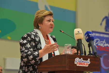 Tənzilə Rüstəmxanlı təşviqat kampaniyaları içərisində ən böyük görüşünü keçirib